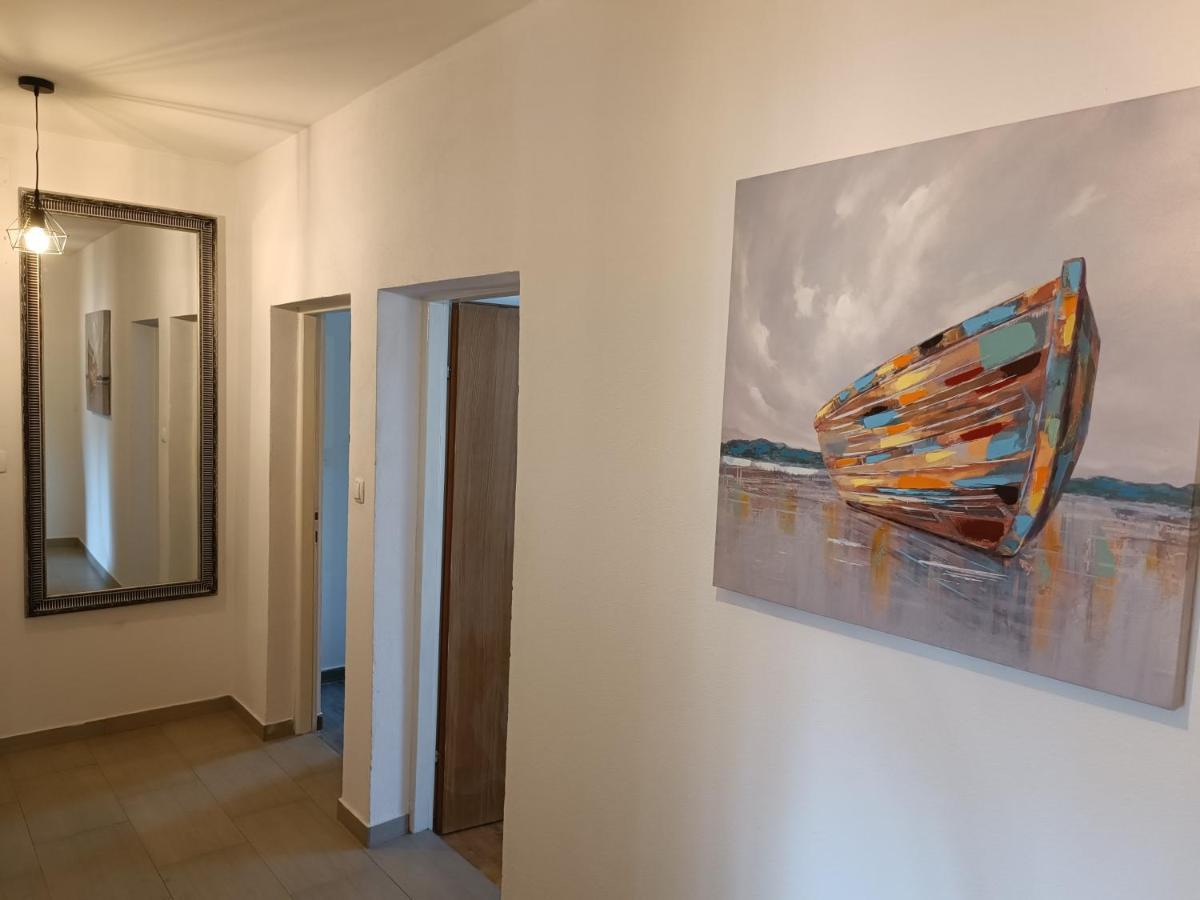 Apartman Brigita Biograd Na Moru Exterior foto